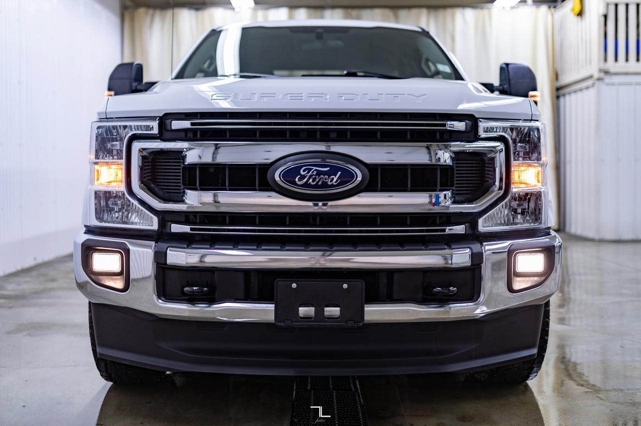 2020 Ford F-350 4x4 Crew Cab XLT FX4 BCam Red Deer AB
