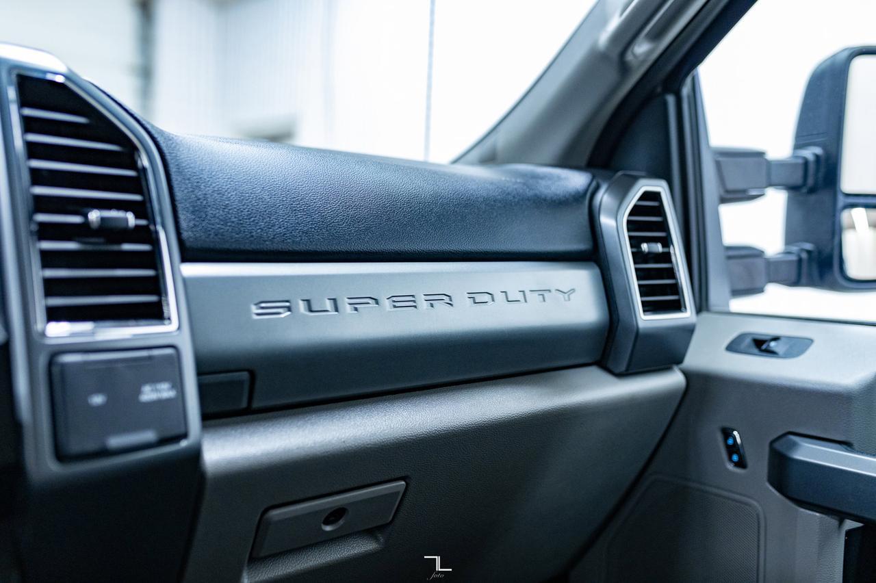 2020 Ford F-350 4x4 Crew Cab XLT FX4 BCam Red Deer AB