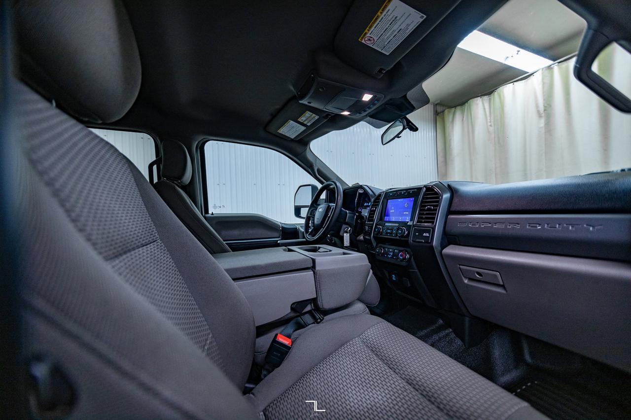 2020 Ford F-350 4x4 Crew Cab XLT FX4 BCam Red Deer AB