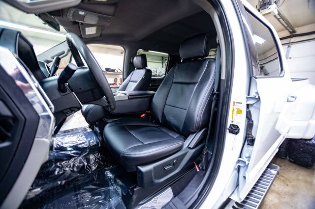 2020 Ford F-350 4x4 Crew Cab XLT FX4 Dually Diesel Leather 6&quot; Lift Red Deer AB