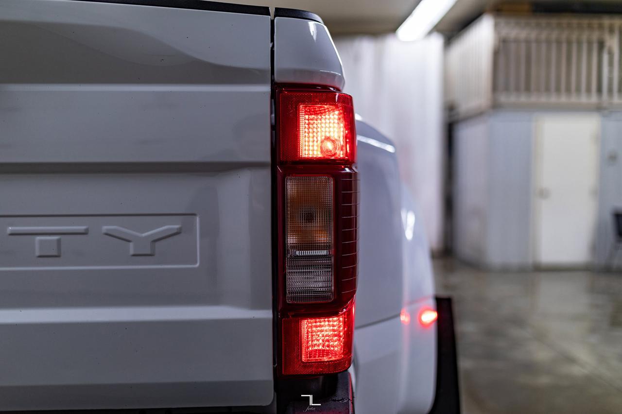 2020 Ford F-350 4x4 Crew Cab XLT FX4 Dually Diesel Leather 6" Lift Red Deer AB