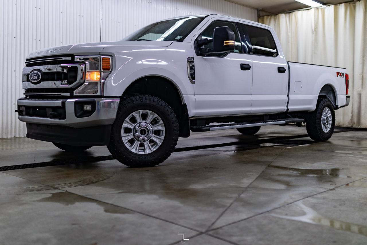2020 Ford F-350 4x4 Crew Cab XLT FX4 Longbox BCam Red Deer AB