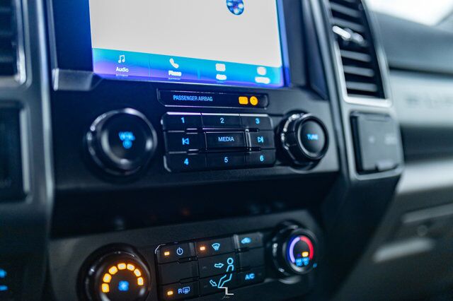 2020 Ford F-350 4x4 Crew Cab XLT FX4 Longbox BCam Red Deer AB