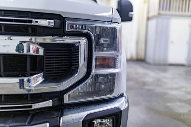 2020 Ford F-350 4x4 Crew Cab XLT FX4 Longbox BCam Red Deer AB