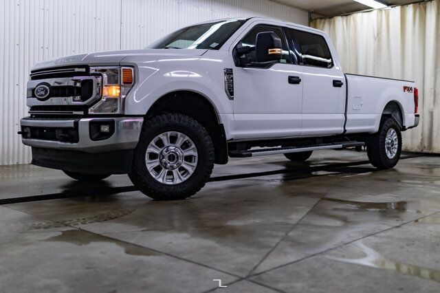 2020 Ford F-350 4x4 Crew Cab XLT FX4 Longbox BCam Red Deer AB