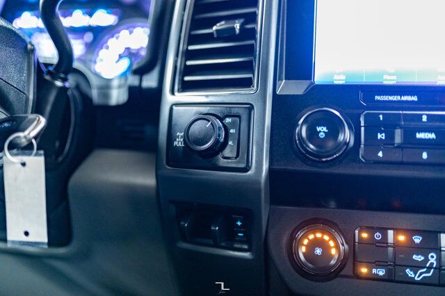 2020 Ford F-350 4x4 Crew Cab XLT FX4 Longbox BCam Red Deer AB