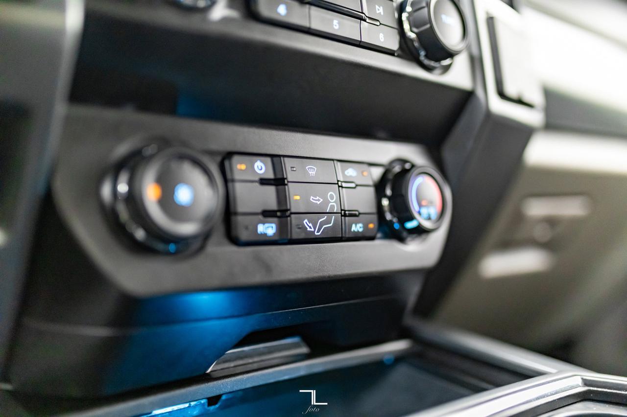 2020 Ford F-350 4x4 Super Cab XLT Longbox Diesel Bcam Red Deer AB