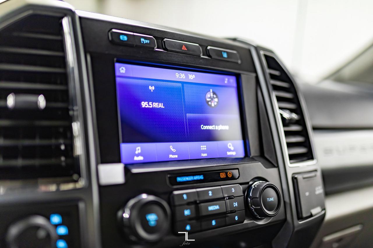 2020 Ford F-350 4x4 Super Cab XLT Longbox Diesel Bcam Red Deer AB