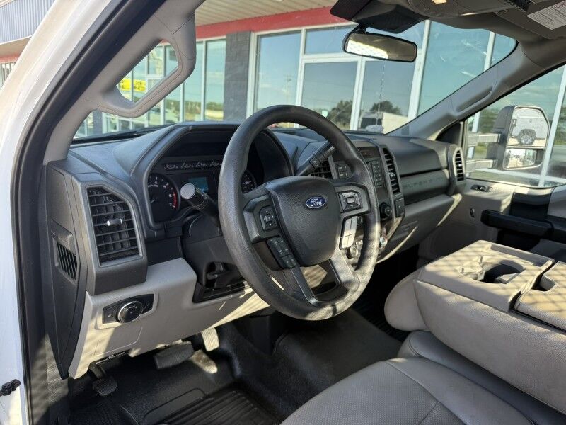 2020 Ford F-350 DRW 13' Stake Flatbed w/ Lift XL Collinsville OK