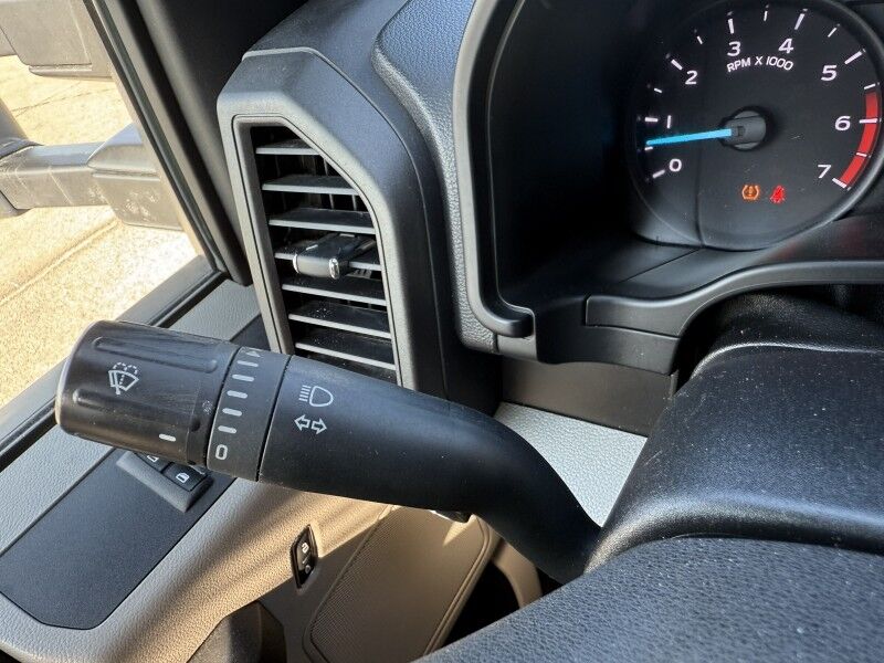 2020 Ford F-350 DRW 13' Stake Flatbed w/ Lift XL Collinsville OK