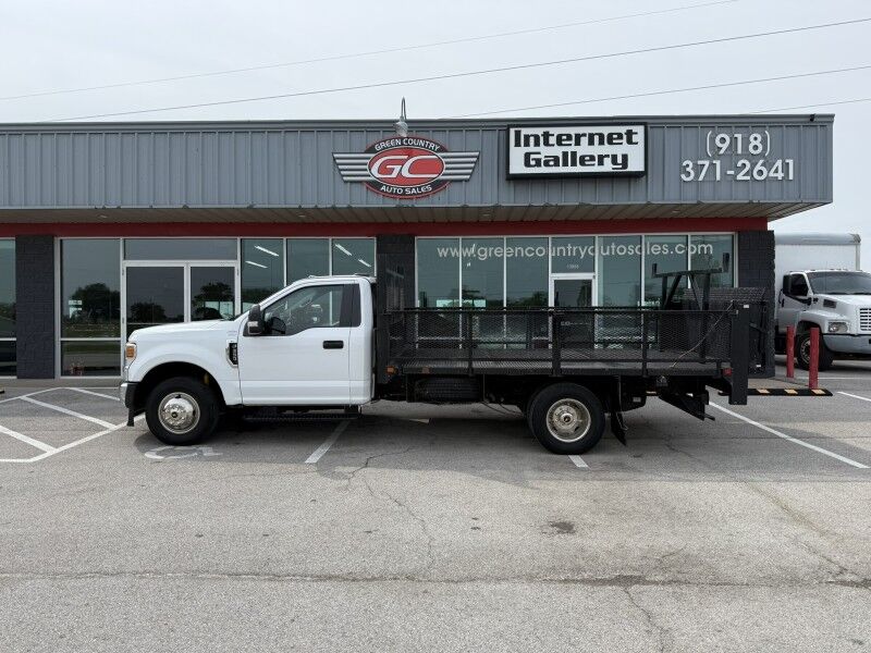 2020 Ford F-350 DRW 13' Stake Flatbed w/ Lift