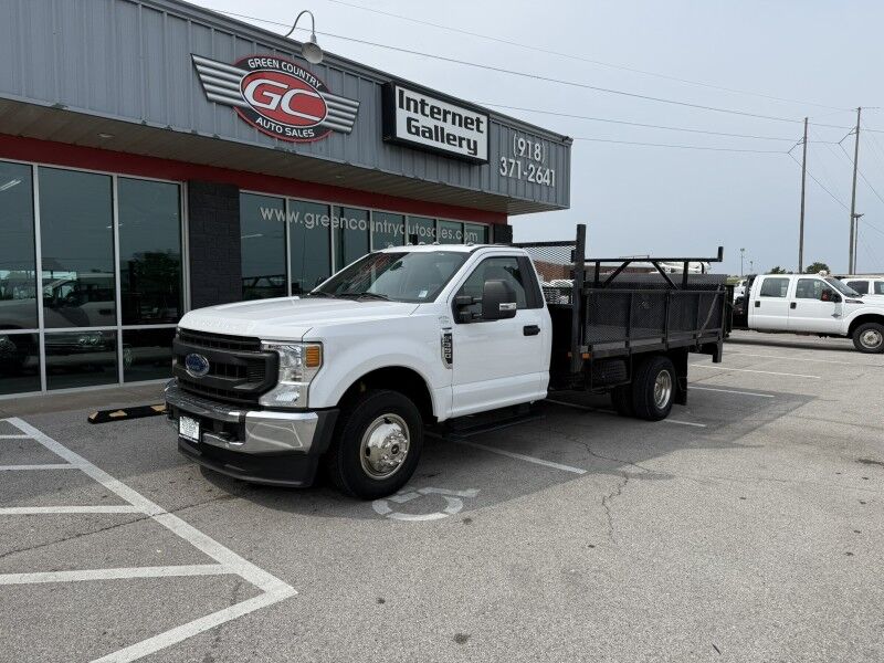 2020 Ford F-350 DRW 13' Stake Flatbed w/ Lift XL Collinsville OK