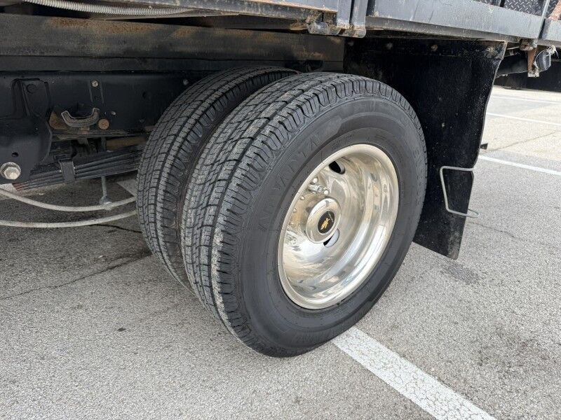 2020 Ford F-350 DRW 13' Stake Flatbed w/ Lift XL Collinsville OK