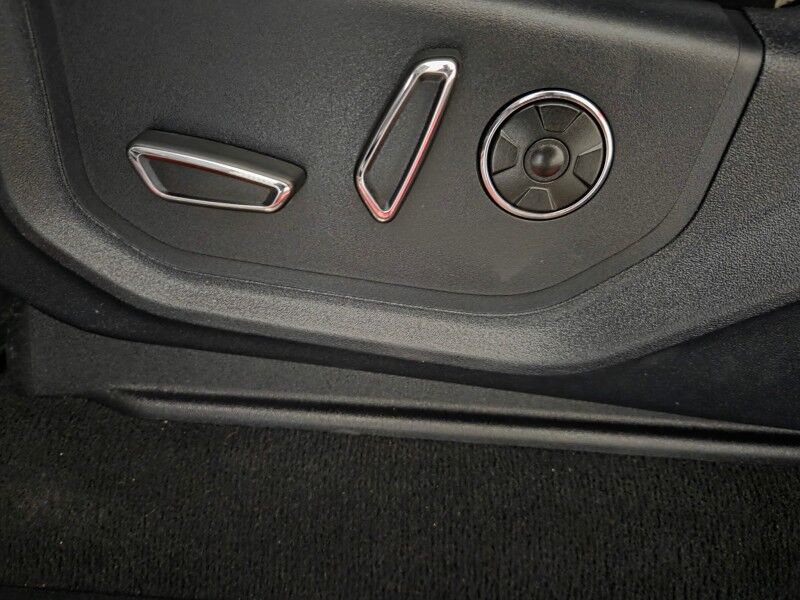 2020 Ford F-350 Platinum 4WD 6.7L Diesel GPS Camera Sunroof 20in Wheels 35in TiresFREE WARRANTY Arlington TX