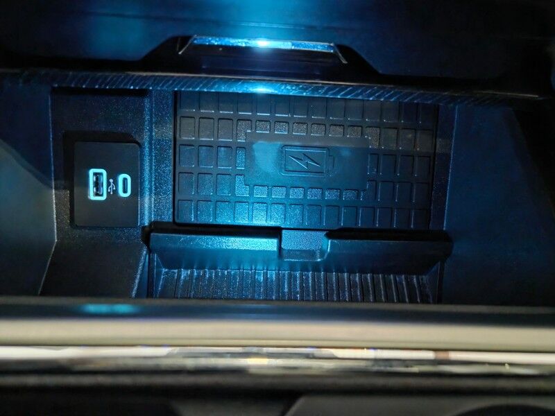 2020 Ford F-350 Platinum 4WD 6.7L Diesel GPS Camera Sunroof 20in Wheels 35in TiresFREE WARRANTY Arlington TX