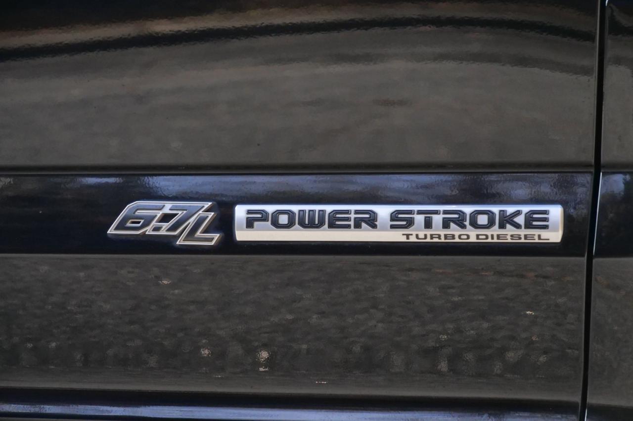 2020 Ford F-350 Platinum 4X4 / Massaging Seats / 6.7L V8 Turbo Diesel! Lincolnton NC