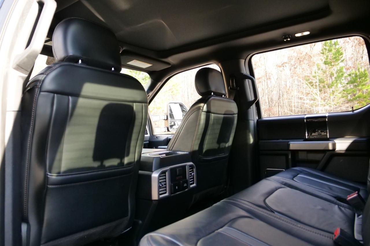 2020 Ford F-350 Platinum 4X4 / Massaging Seats / 6.7L V8 Turbo Diesel! Lincolnton NC