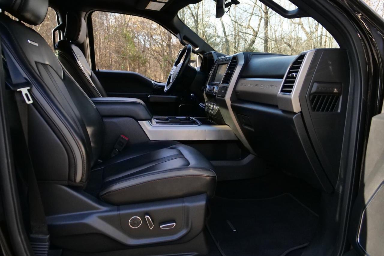 2020 Ford F-350 Platinum 4X4 / Massaging Seats / 6.7L V8 Turbo Diesel! Lincolnton NC