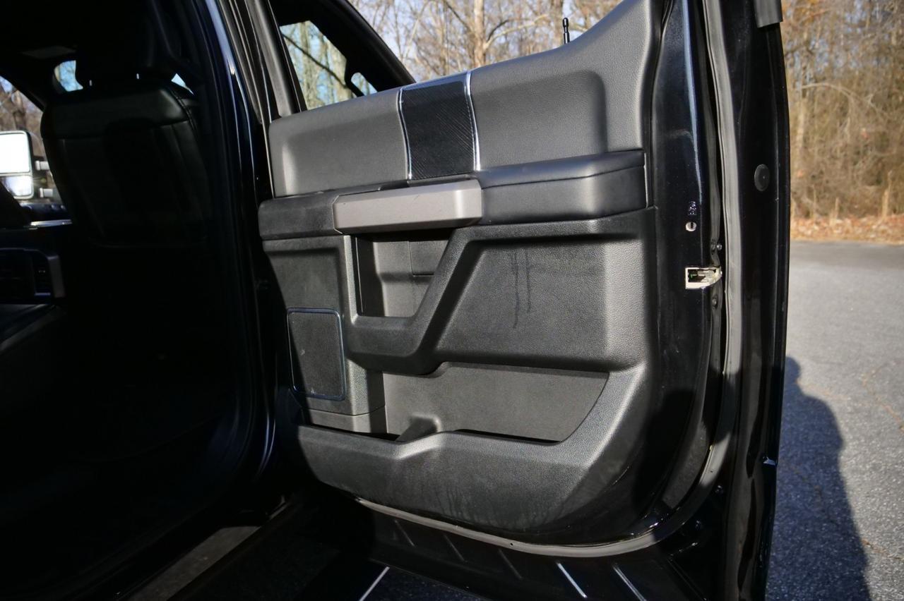 2020 Ford F-350 Platinum 4X4 / Massaging Seats / 6.7L V8 Turbo Diesel! Lincolnton NC