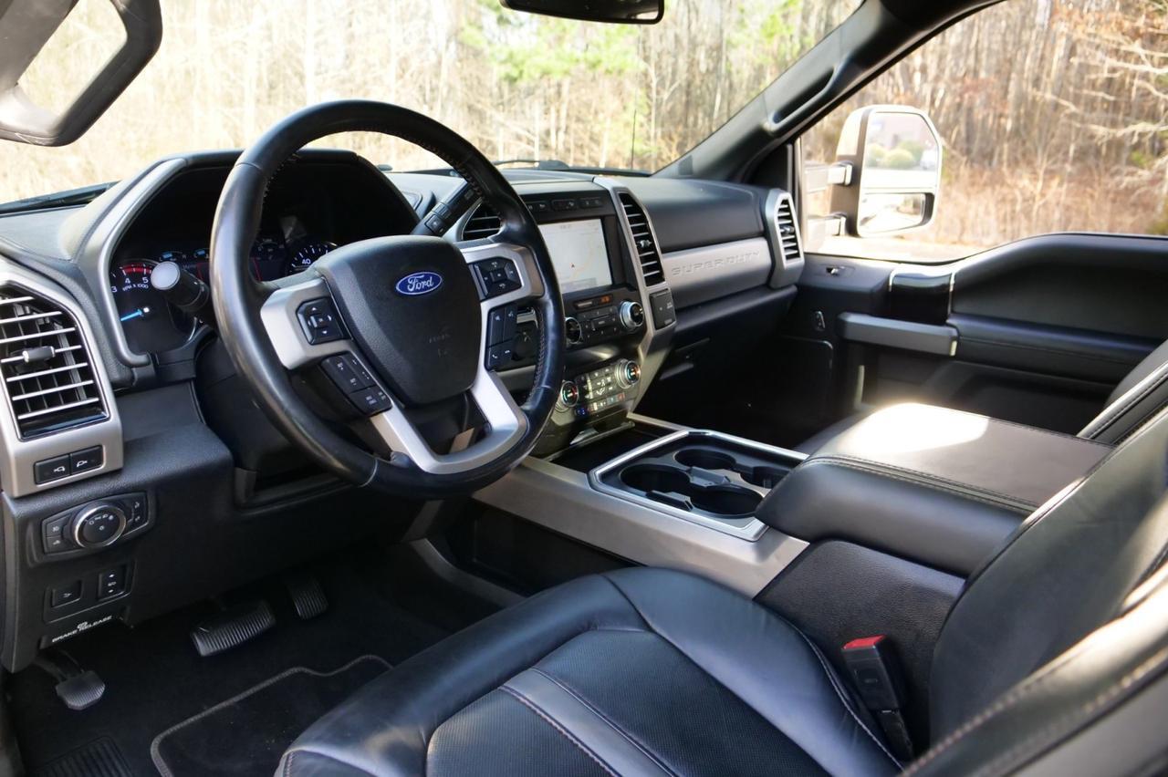 2020 Ford F-350 Platinum 4X4 / Massaging Seats / 6.7L V8 Turbo Diesel! Lincolnton NC