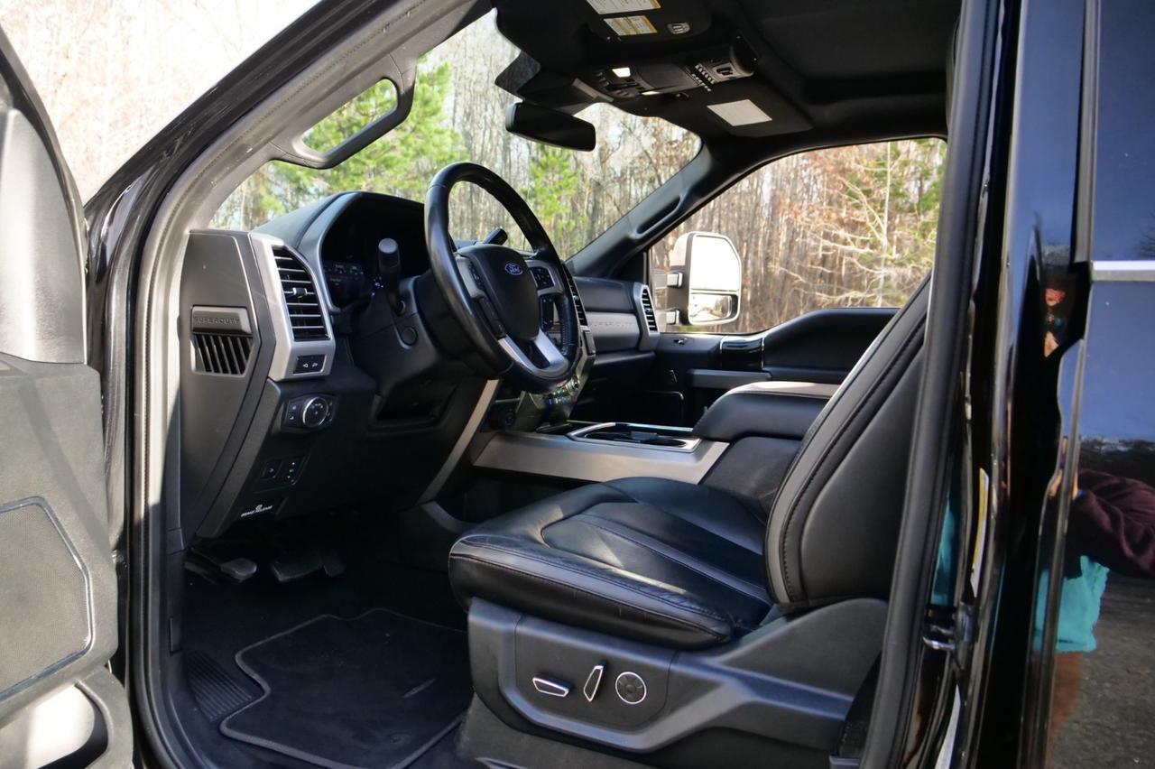 2020 Ford F-350 Platinum 4X4 / Massaging Seats / 6.7L V8 Turbo Diesel! Lincolnton NC