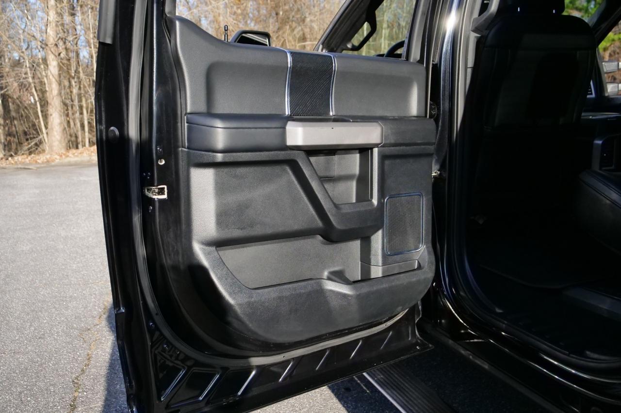 2020 Ford F-350 Platinum 4X4 / Massaging Seats / 6.7L V8 Turbo Diesel! Lincolnton NC