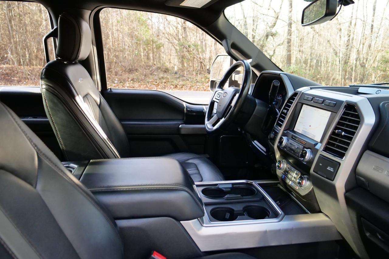 2020 Ford F-350 Platinum 4X4 / Massaging Seats / 6.7L V8 Turbo Diesel! Lincolnton NC