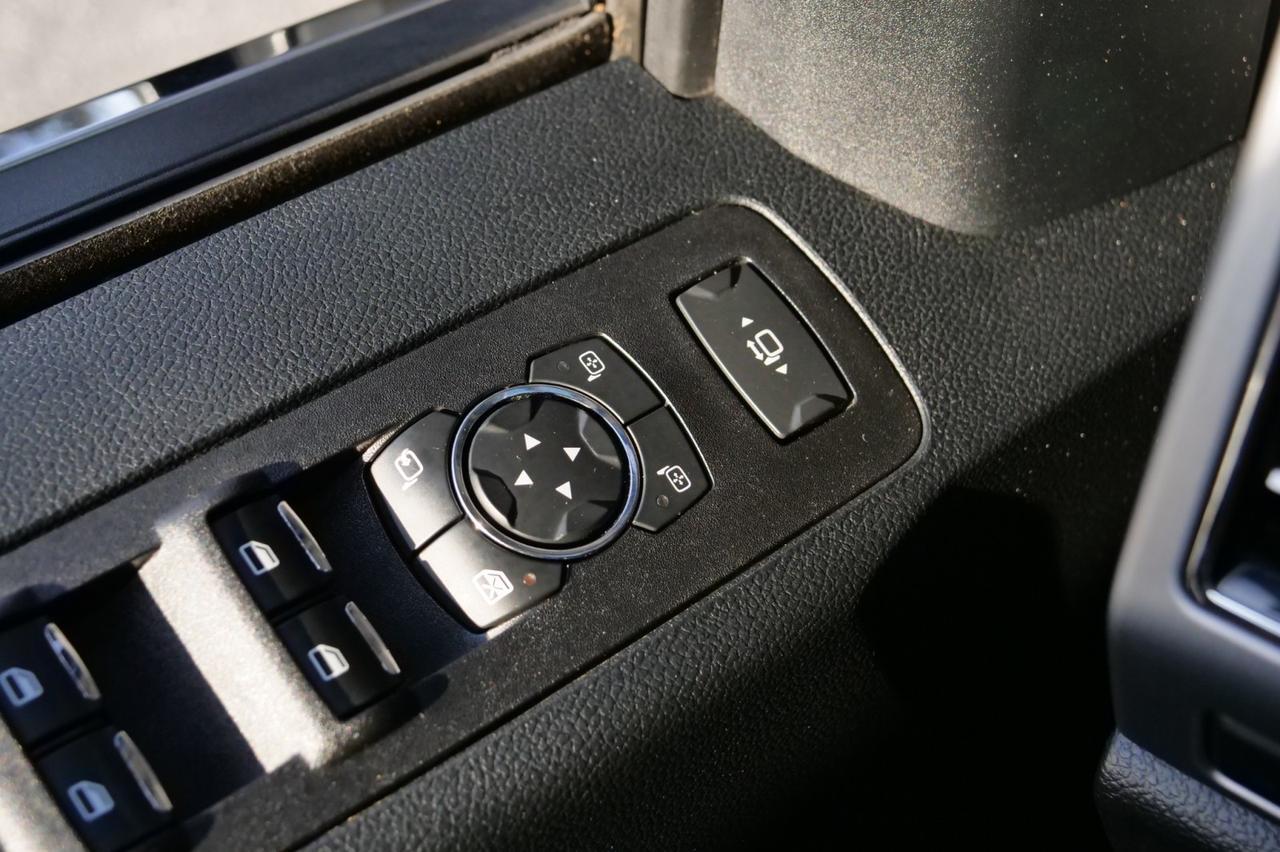 2020 Ford F-350 Platinum 4X4 / Massaging Seats / 6.7L V8 Turbo Diesel! Lincolnton NC