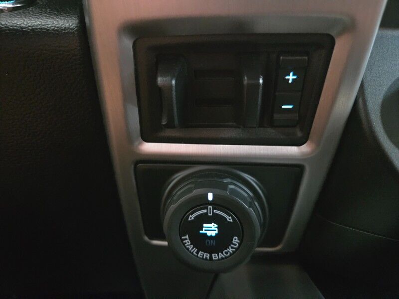 2020 Ford F-350 Platinum SRW Long Bed 6.7L Diesel GPS Sunroof FREE WARRANTY Call (682)587-6288 Arlington TX