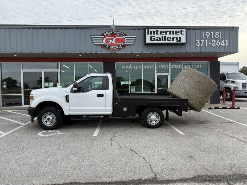 2020 Ford F-350 SRW 4x4 Hay Spike Flatbed