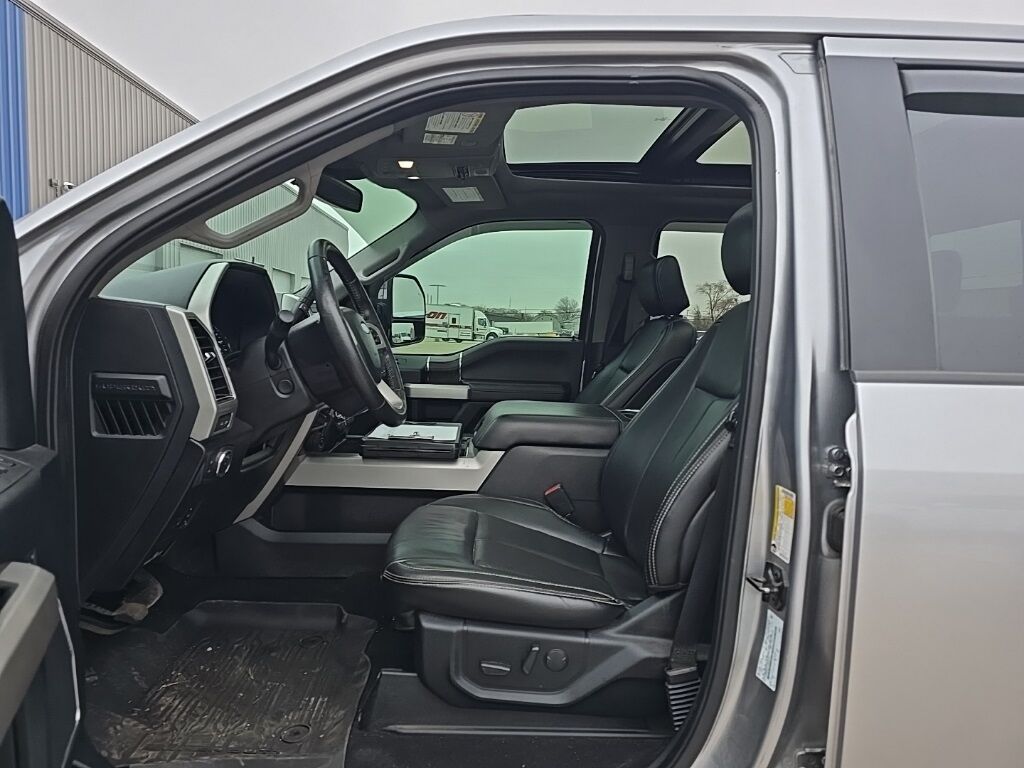 2020 Ford F-350 Super Duty 4x4 Crew Cab Lariat DRW Fond du Lac WI