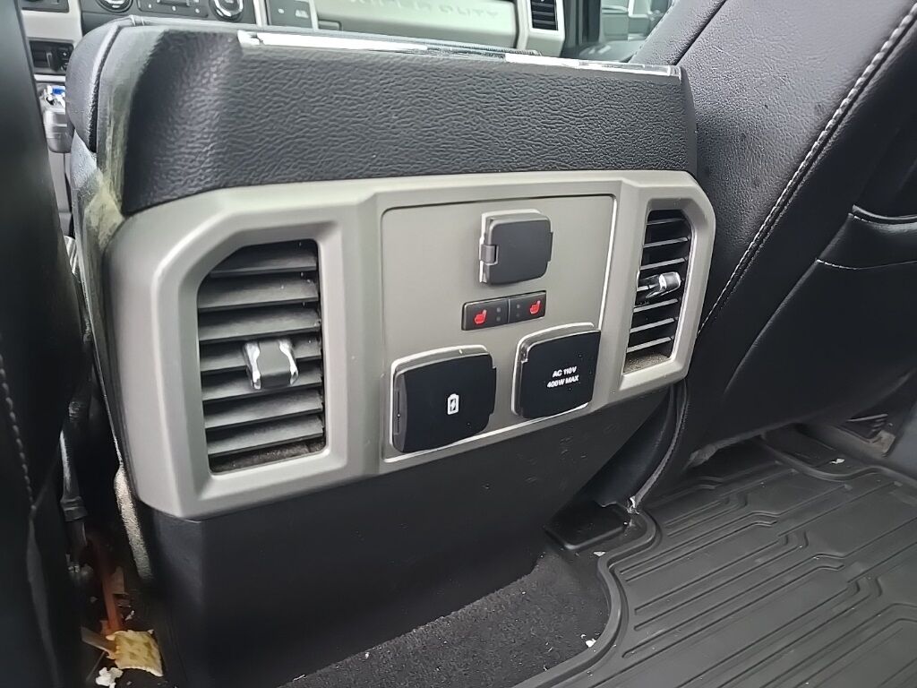 2020 Ford F-350 Super Duty 4x4 Crew Cab Lariat DRW Fond du Lac WI