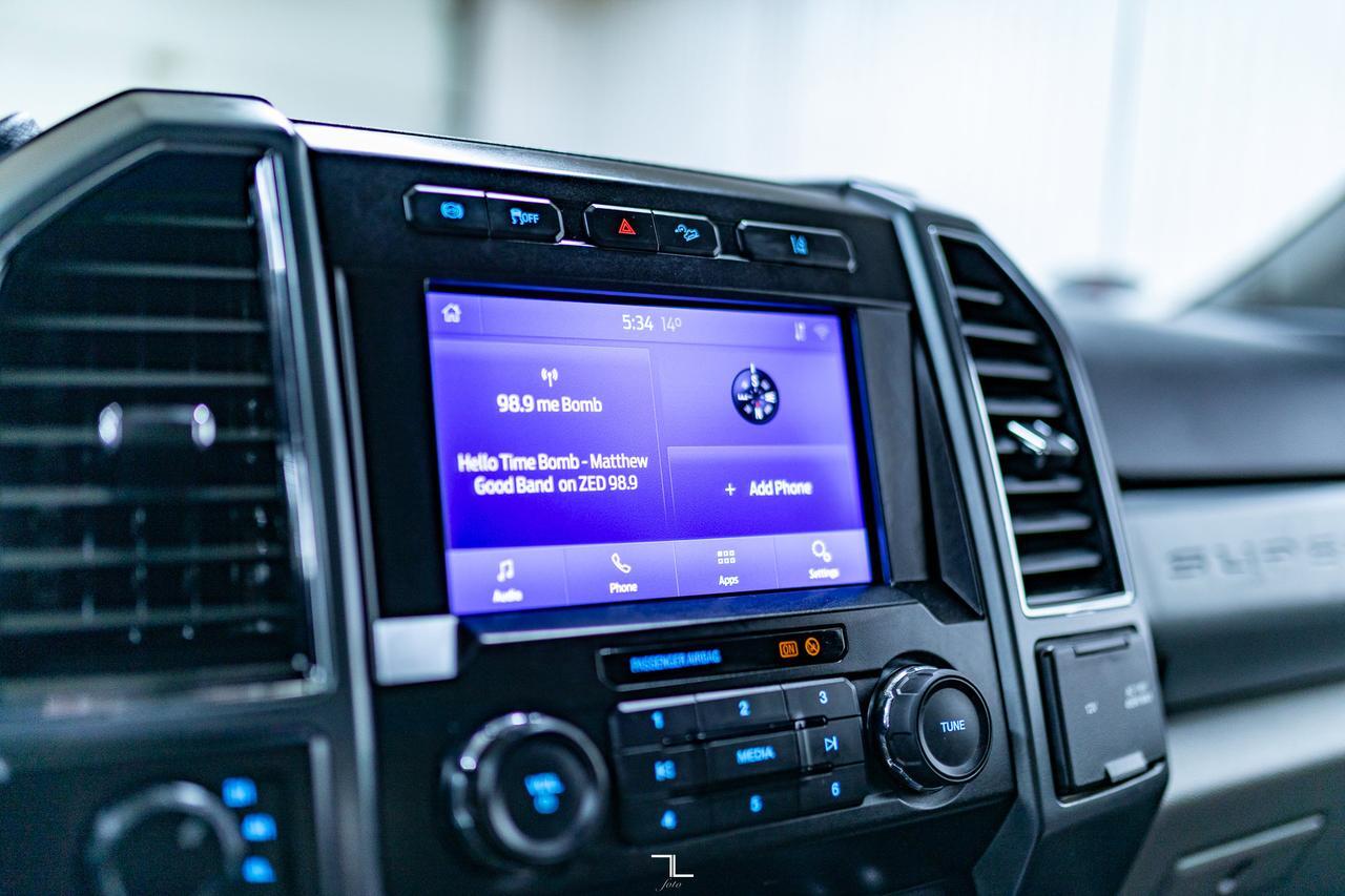 2020 Ford F-450 4x4 Crew Cab XLT FX4 Dually Diese BCam Red Deer AB