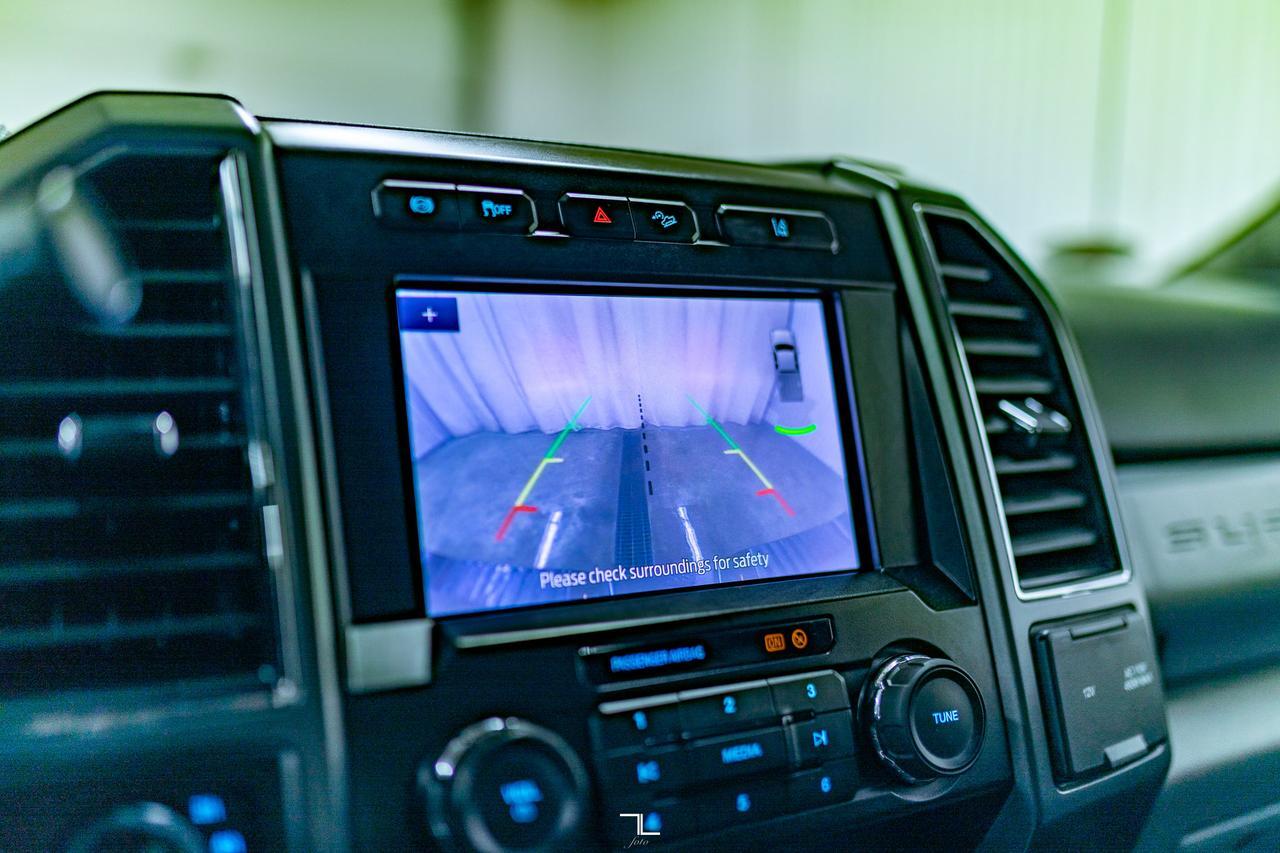 2020 Ford F-450 4x4 Crew Cab XLT FX4 Dually Diese BCam Red Deer AB