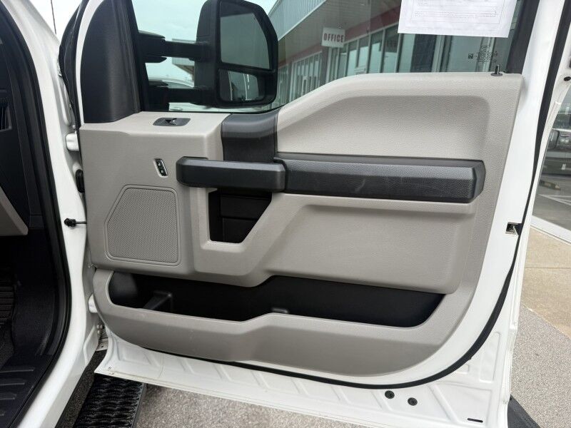 2020 Ford F-450 7.3L Gas Box Truck w/ Lift XL Collinsville OK