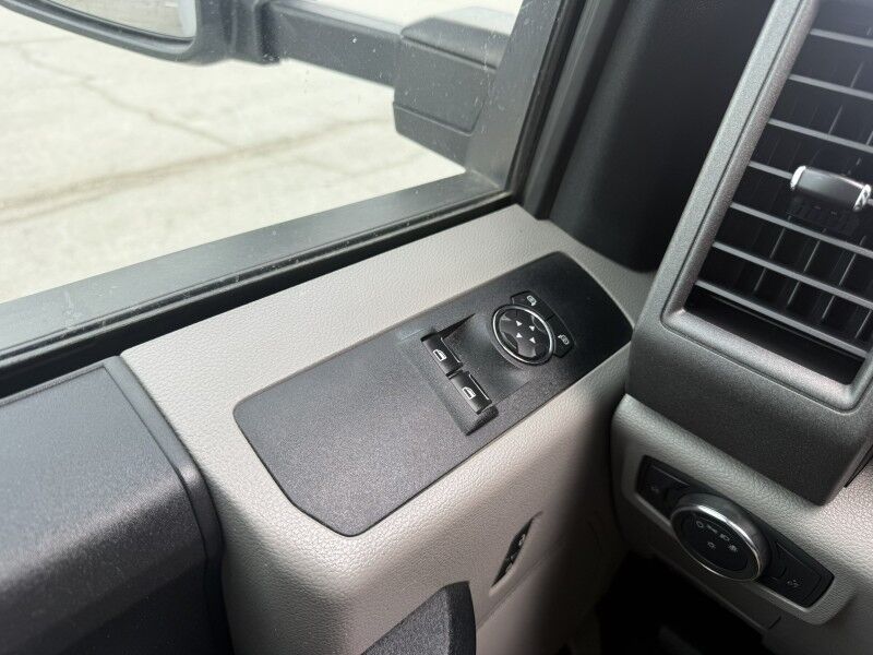 2020 Ford F-450 7.3L Gas Box Truck w/ Lift XL Collinsville OK