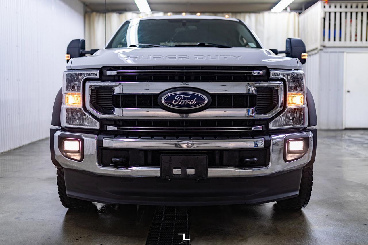 2020 Ford F-550 4x4 Crew Cab XLT Deck Diesel 5th Wheel Hitch Red Deer AB