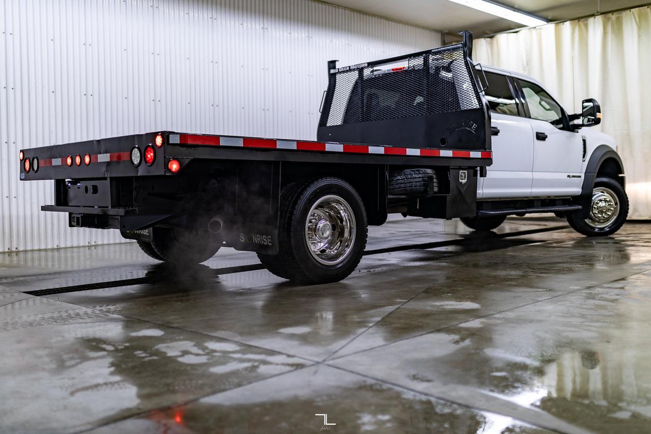 2020 Ford F-550 4x4 Crew Cab XLT Deck Diesel 5th Wheel Hitch Red Deer AB