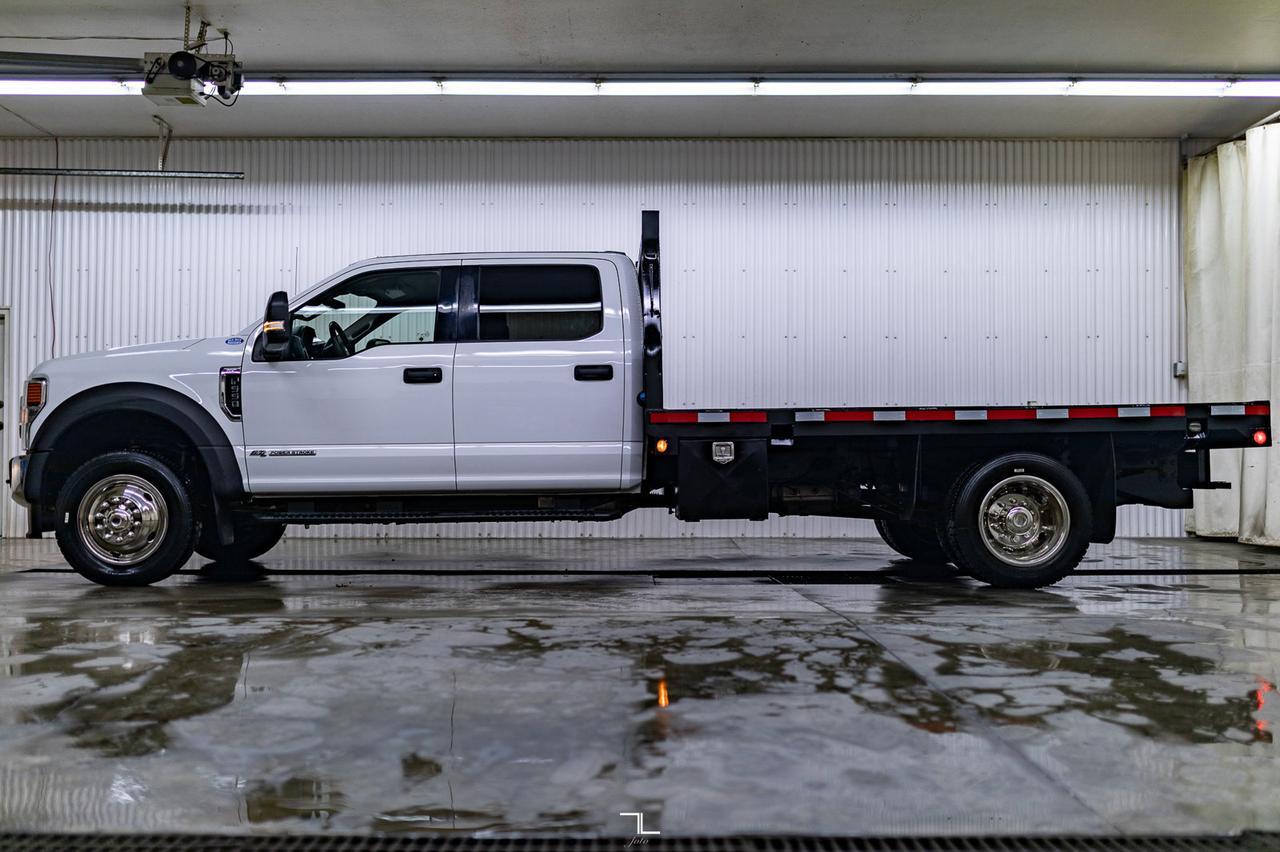 2020 Ford F-550 4x4 Crew Cab XLT Deck Diesel 5th Wheel Hitch Red Deer AB