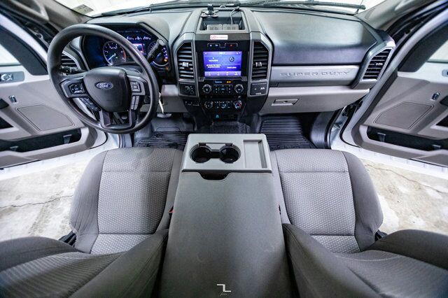 2020 Ford F-550 4x4 Crew Cab XLT Deck Diesel Dually Red Deer AB