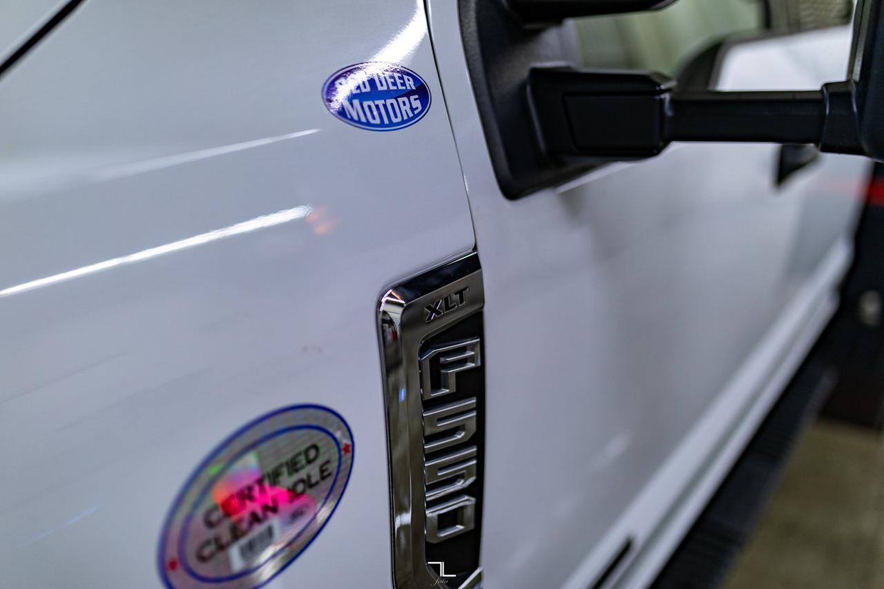2020 Ford F-550 4x4 Crew Cab XLT Deck Diesel Dually Red Deer AB