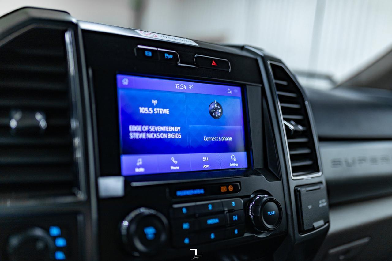 2020 Ford F-550 4x4 Crew Cab XLT Deck Diesel Dually Red Deer AB