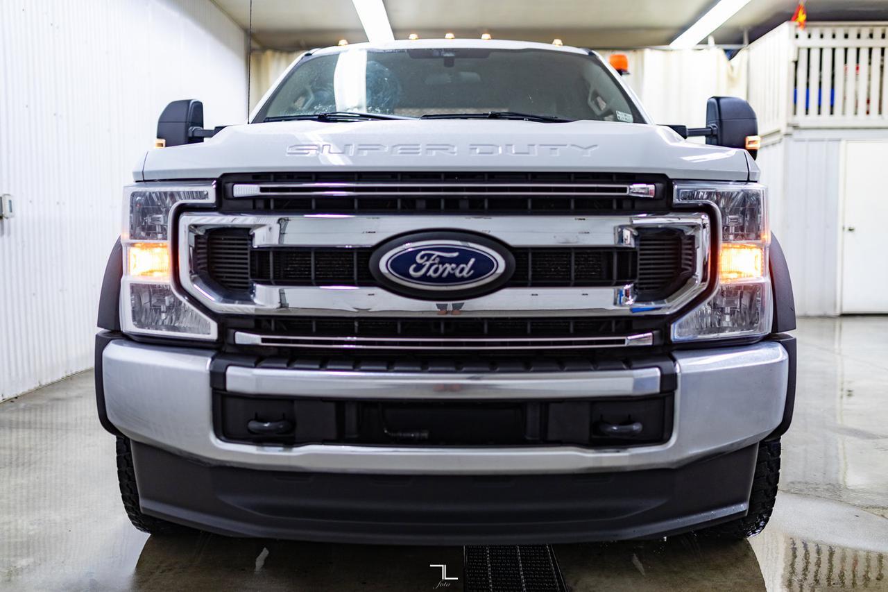 2020 Ford F-550 4x4 Crew Cab XLT Deck Diesel Dually Red Deer AB