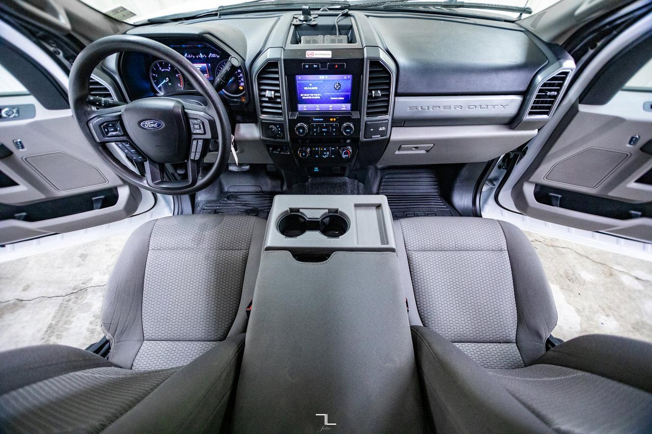 2020 Ford F-550 4x4 Crew Cab XLT Deck Diesel Dually Red Deer AB