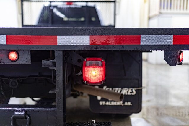 2020 Ford F-550 4x4 Crew Cab XLT Deck Diesel Dually Red Deer AB