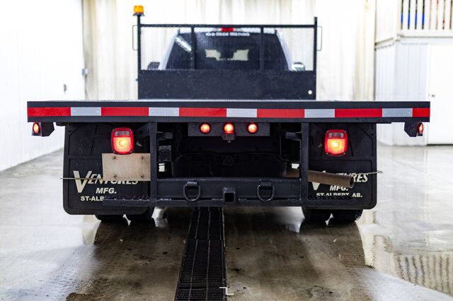 2020 Ford F-550 4x4 Crew Cab XLT Deck Diesel Dually Red Deer AB