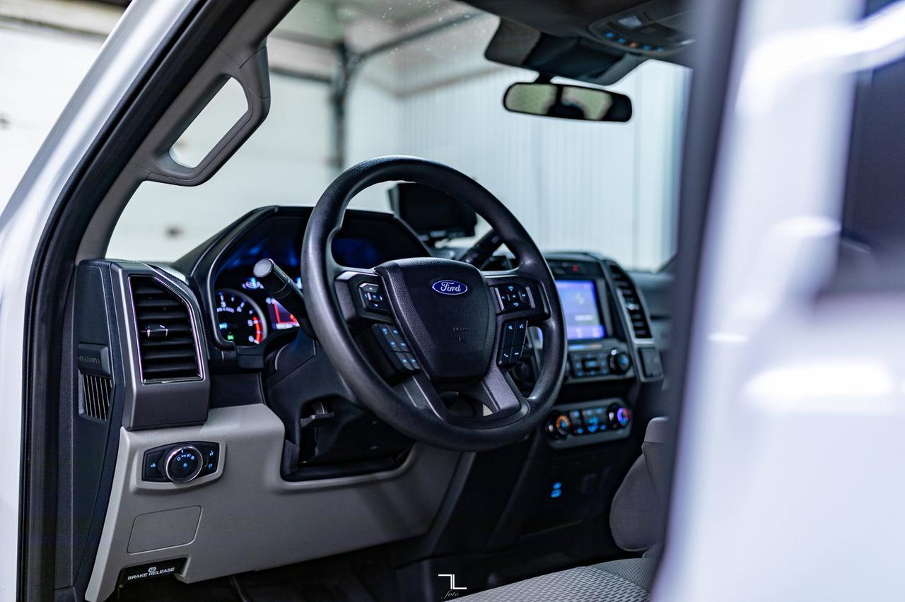 2020 Ford F-550 4x4 Crew Cab XLT Deck Dually BCam Red Deer AB