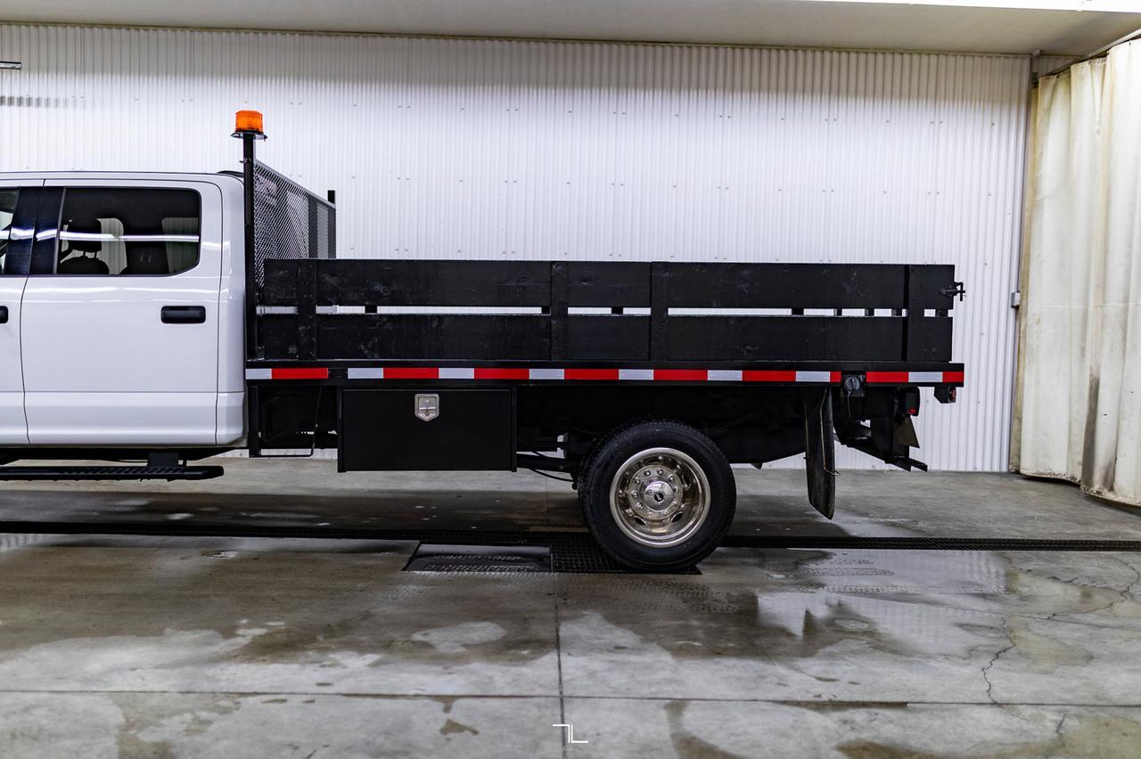 2020 Ford F-550 4x4 Crew Cab XLT Deck Dually BCam Red Deer AB