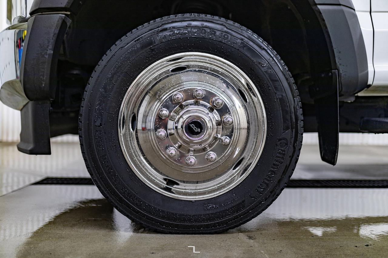 2020 Ford F-550 4x4 Crew Cab XLT Deck Dually BCam Red Deer AB