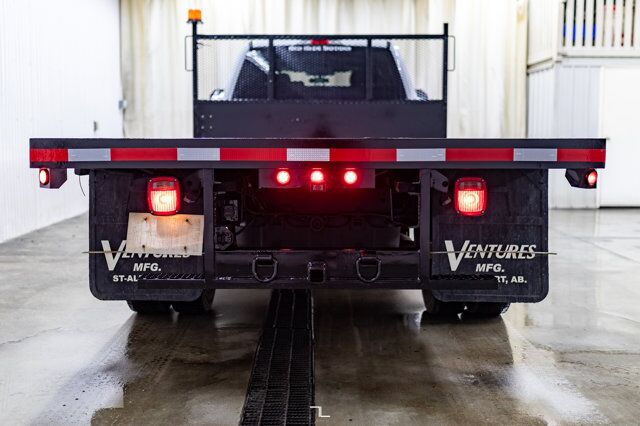 2020 Ford F-550 4x4 Crew Cab XLT Deck Dually BCam Red Deer AB